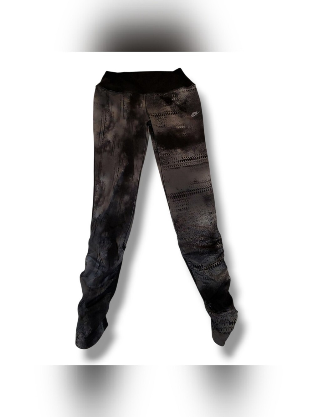 Nike Women’s Black Patterned Jeggings
